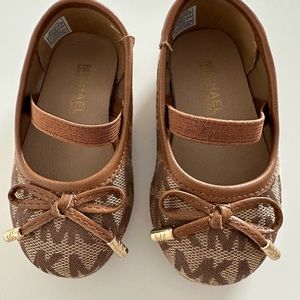 NEW Michael Kors Fatima 2.0 Ballerina Ballet Toddler Shoes Size 5